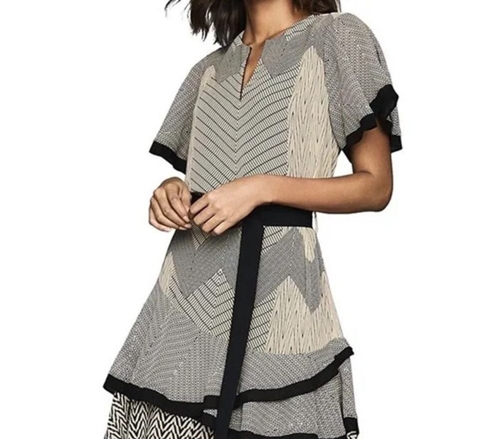 Reiss Hannah Black Cream Zigzag Striped Print Flutter Sleeve Mini Dress Size 4
